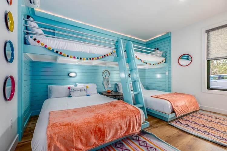 Ground Floor Twin-over-Queen Bunks Bedroom