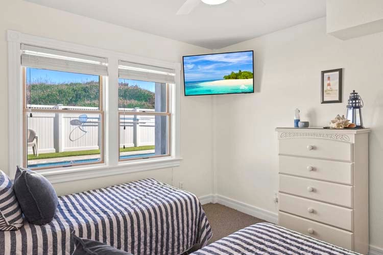 Ground Floor Twins Bedroom