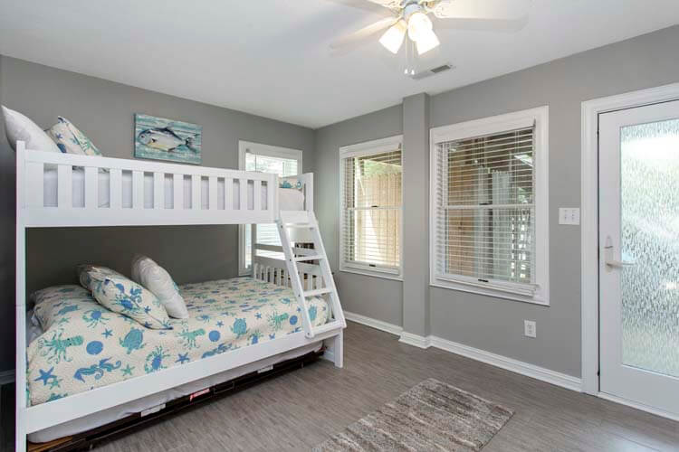 Ground Floor Pyramid Bunk with Shared Bath