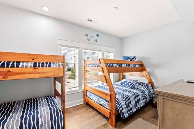 Ground Floor Pyramid and Twin Bunk Bedroom
