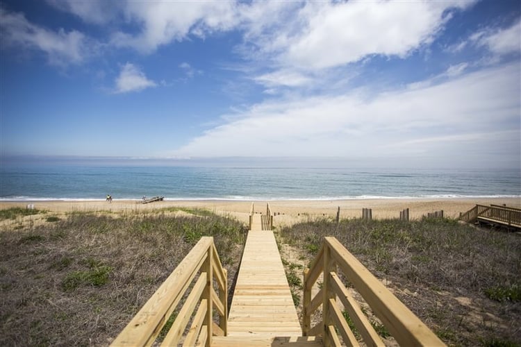 Walkway to Beach