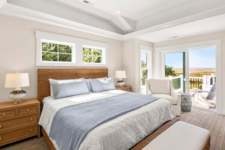 2nd Floor King with Private Bath