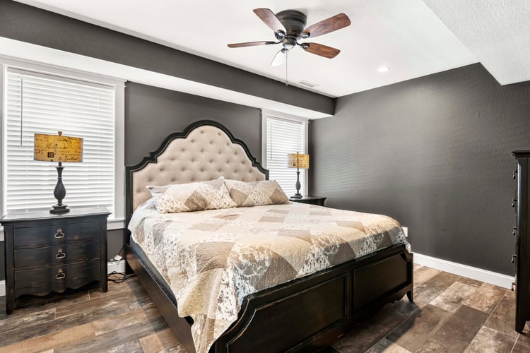 2nd Floor King with Private Bath (2)