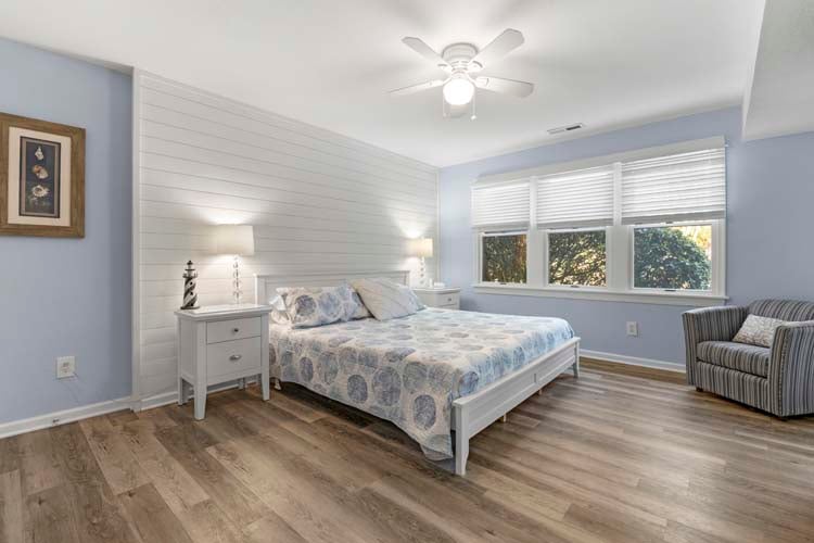 Ground Floor King with Private Bath