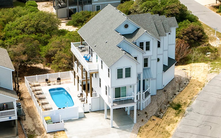 SEASIDE CORNER