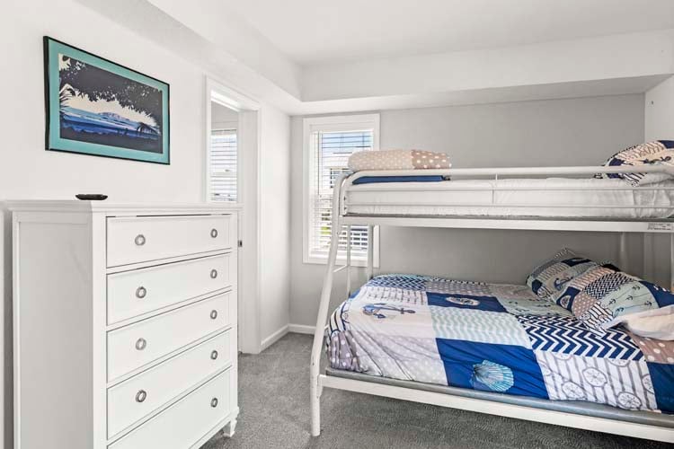 1st Floor Pyramid Bunk & Twin with Private Bath