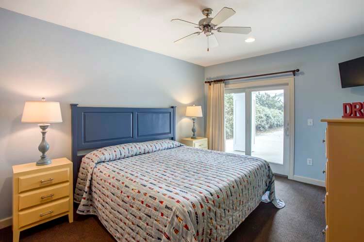 Ground Floor King with Private Bath