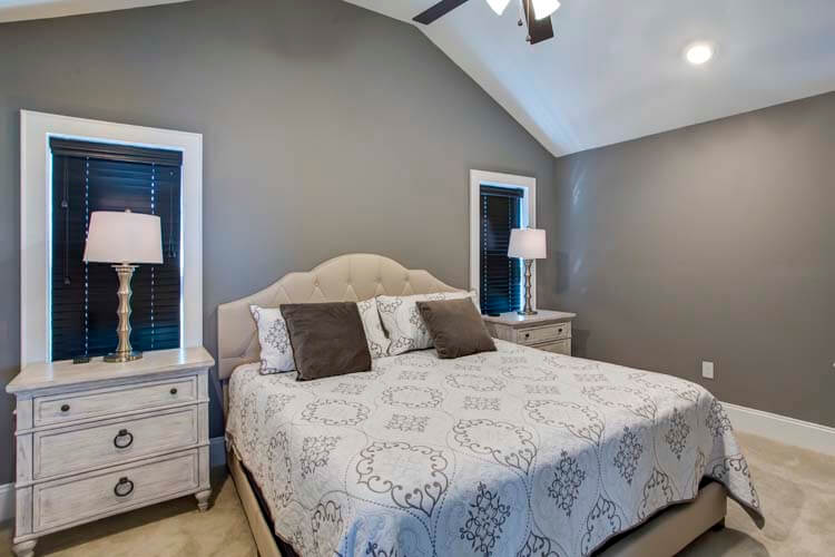 3rd Floor King with Private Bath