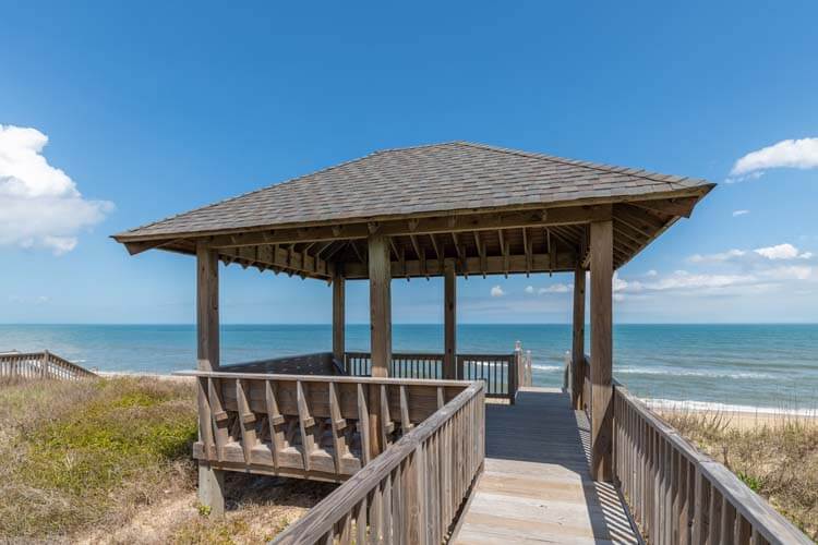 Covered Dune Top Deck
