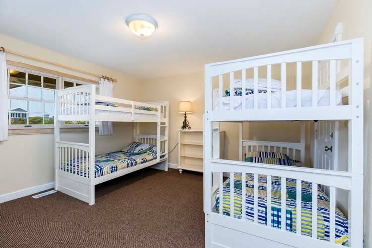 1st Floor Twin Bunks Bedroom