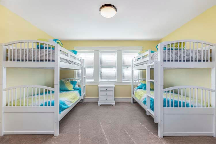 1st Floor Twin Bunks with Private Bath