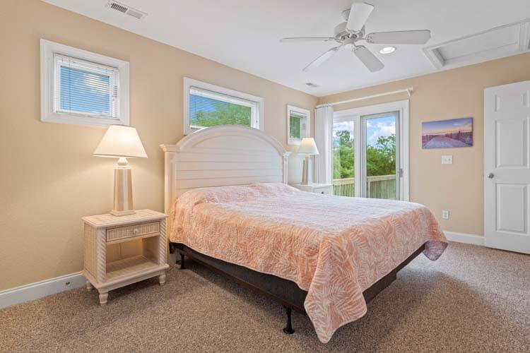 2nd Floor King with Private Bath