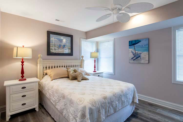 Ground Floor Queen Bedroom