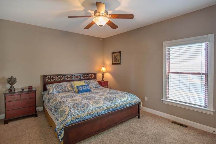 1st Floor King with Private Bath