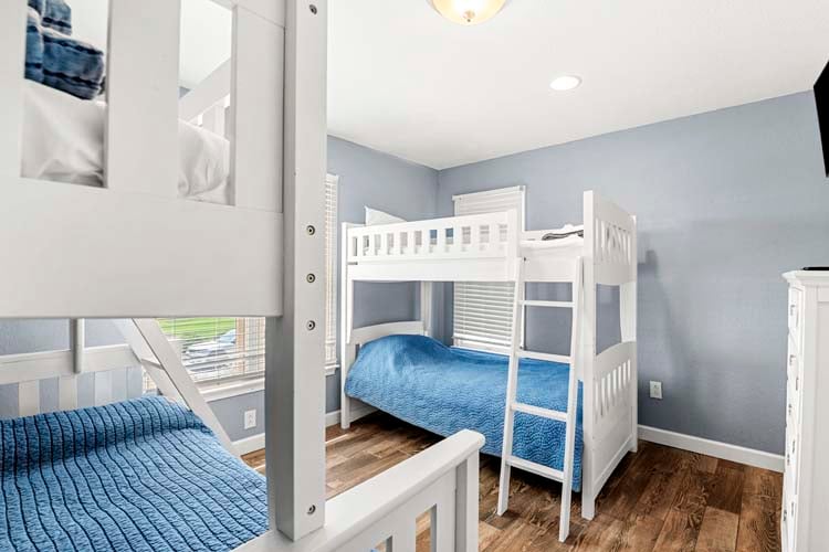 1st Floor Pyramid & Twin Bunk Bedroom