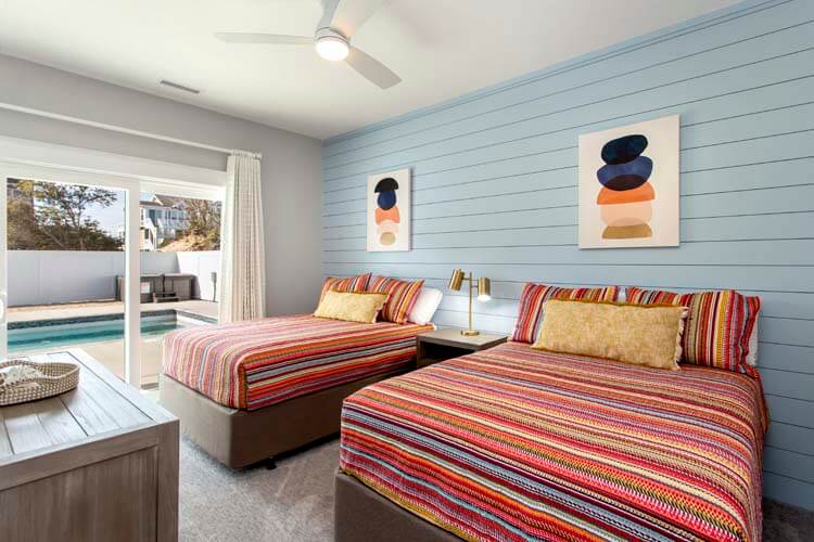 Ground Floor Two Doubles with Private Bath