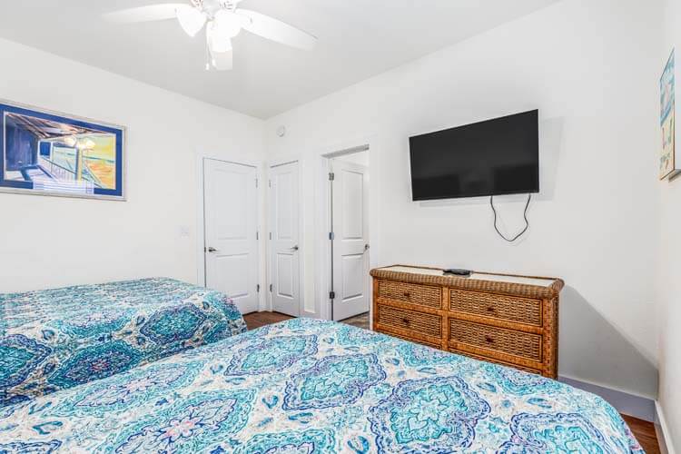 Ground Floor Doubles with Private Bath