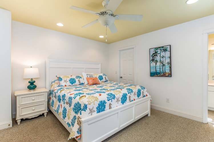 Ground Floor King with Private Bath