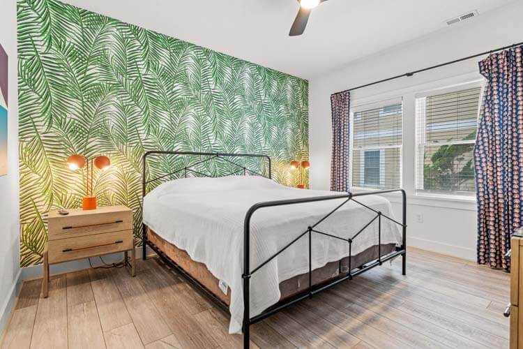 Ground Floor King with Private Bath