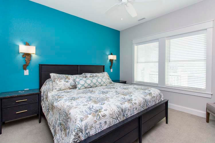 Ground Floor King with Private Bath (21)