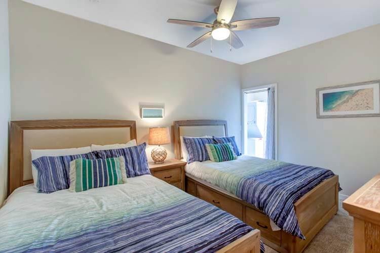 1st Floor Doubles Bedroom