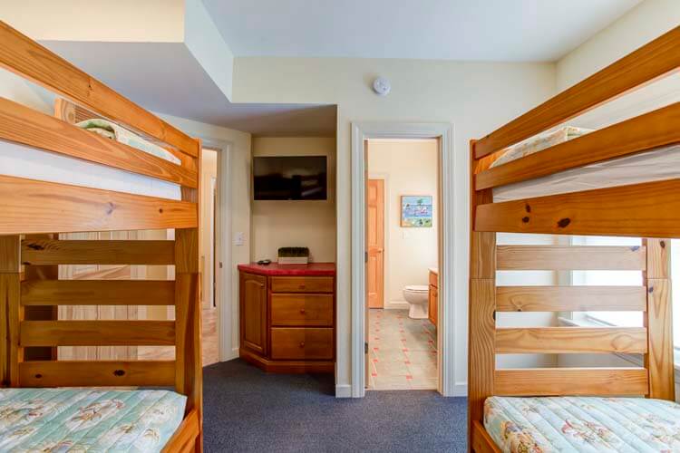 Ground Floor Twin Bunks with Shared Bath