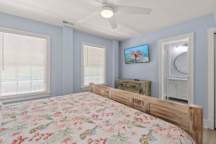 Ground Floor King with Private Bath