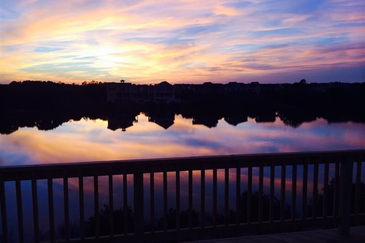 Lakefront Sunset Views