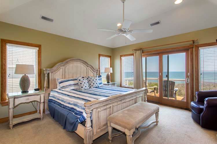 2nd Floor King with Private Bath