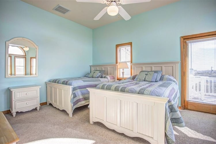 2nd Floor Doubles with Private Bath