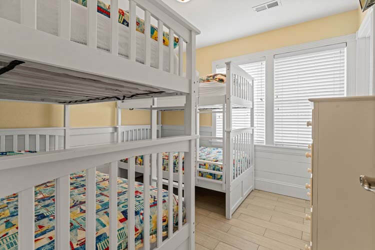 Ground Floor Twin Bunks with Shared Bath
