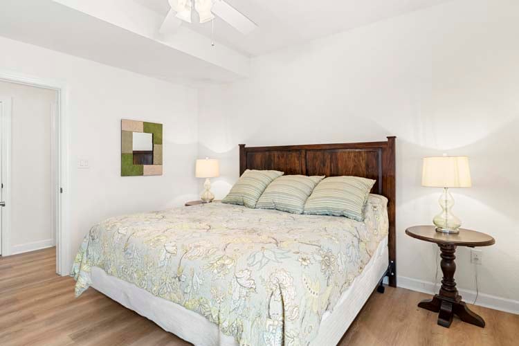 Ground Floor King with Private Bath