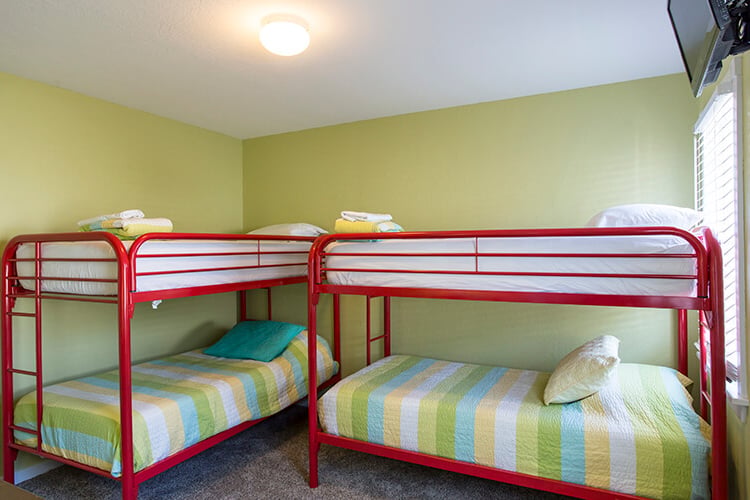 1st Floor Twin Bunks Bedroom
