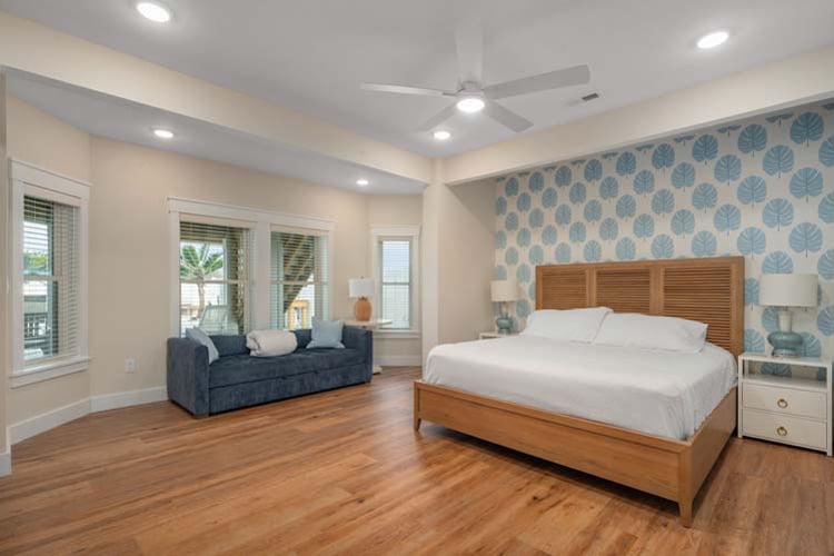 Ground Floor King & Twin/Trundle with Private Bath (9)