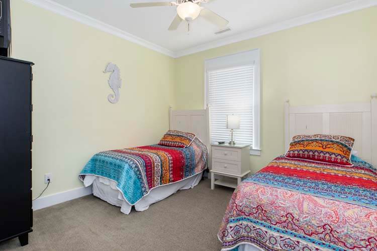 Ground Floor Twins with Private Bath