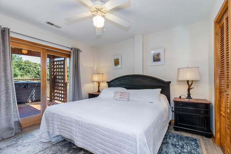 Ground Floor King Bedroom