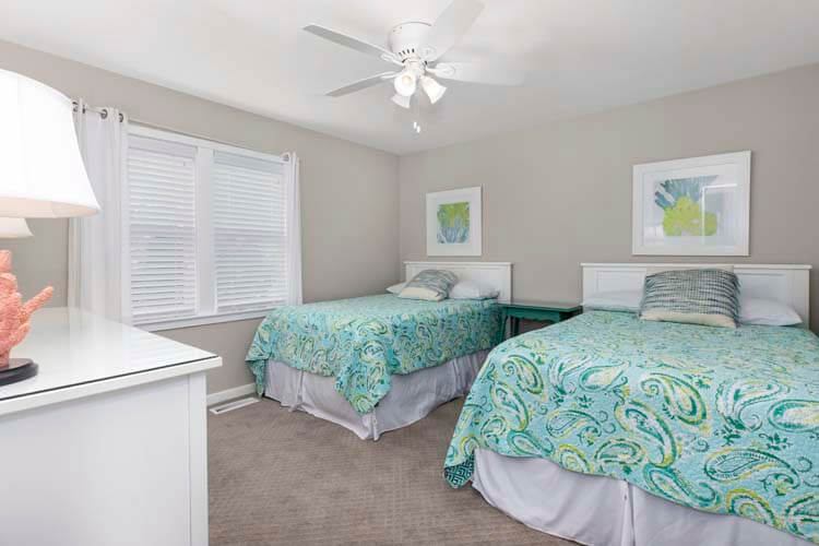 1st Floor Doubles Bedroom