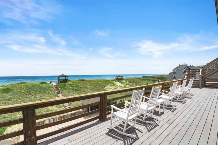 2nd Floor Deck