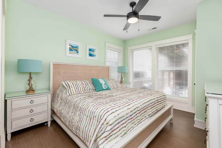 Ground Floor King with Private Bath