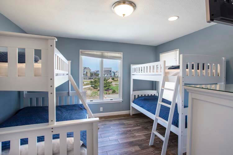 1st Floor Pyramid & Twin Bunk Bedroom