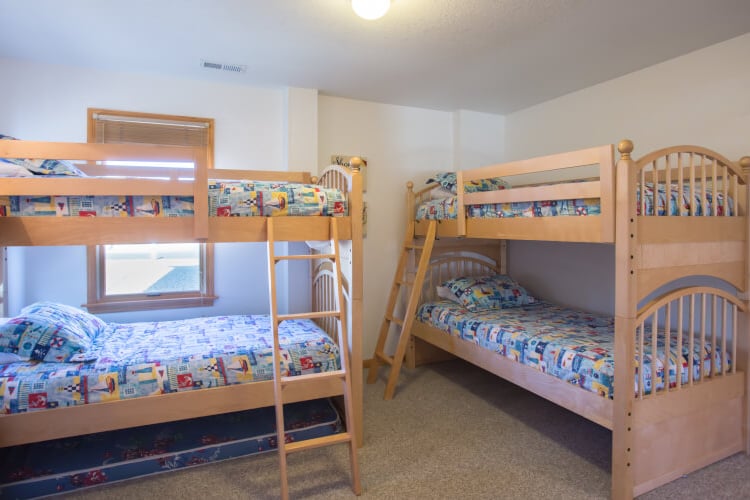 Ground Floor Twin Bunks with Private Bath