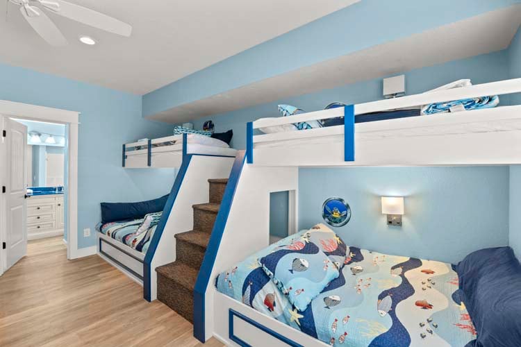 Ground Floor Pyramid Bunks with Private Bath