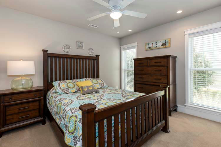 Ground Floor Queen Bedroom