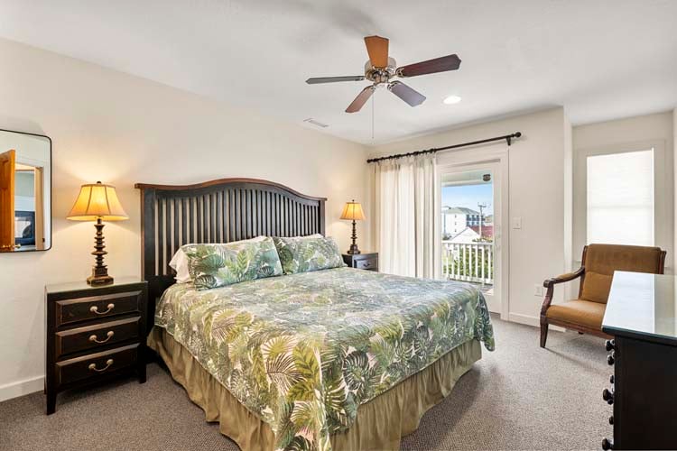 2nd Floor King with Private Bath (2)