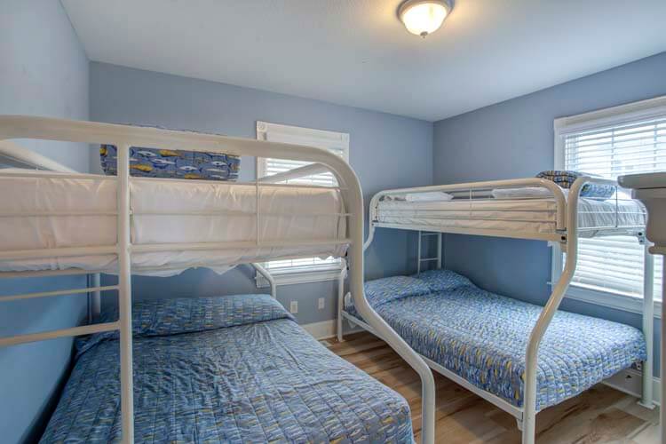 1st Floor Pyramid Bunks with Shared Bath