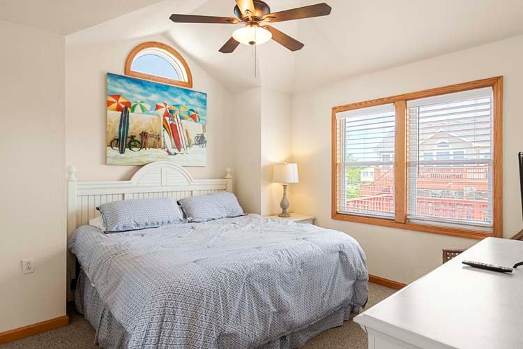 2nd Floor King with Private Bath