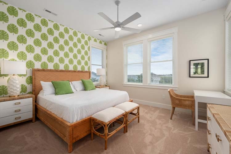 2nd Floor King with Private Bath (3)