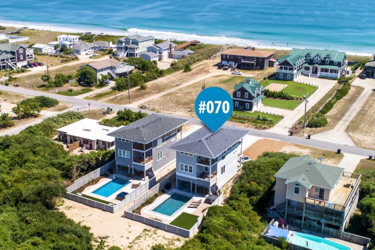 Short walk to the beach!