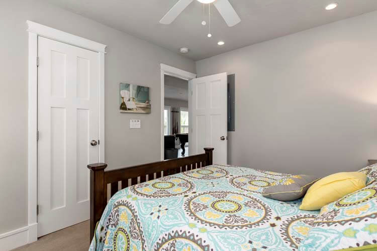 Ground Floor Queen Bedroom