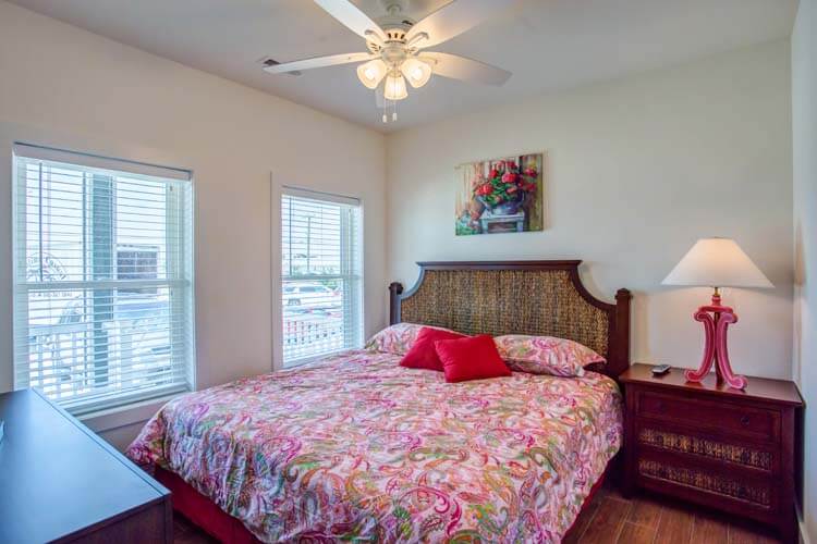 Ground Floor King with Private Bath